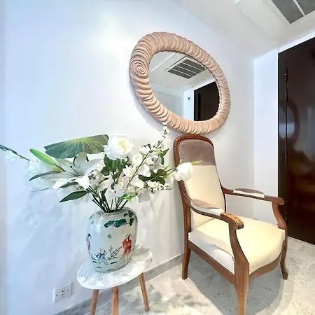 Le Mozart - 3 Pieces Centre - Terrasse Апартаменты *