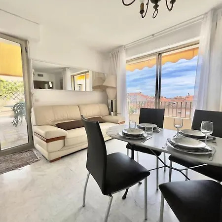 Апартаменты Le Mozart - 3 Pieces Centre - Terrasse
